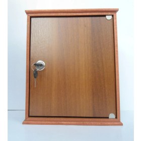Resim Selena Büyük Kilitli Ahşap Anahtar Dolabı Ceviz Renkli 18 Anahtar Kapasiteli 27x32,5x7,5 cm Ölçüler 