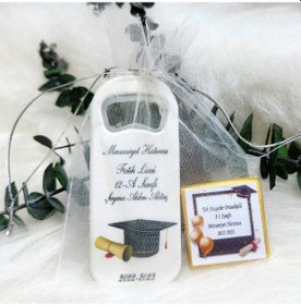 Resim Tül Kese İçinde Dikey Açacak Magnet Ve Madlen Çikolata M 25 Adet 