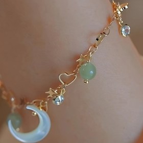 Resim Şık Ay ve Yıldız Şans Bileklik - Dayanıklı Altın Tonu, Yapay Kristal, Günlük Giyim ve Partiler için Mükemmel, Tüm Mevsimler İçin Aksesuar, Günlük Aksesuar | Şirin Aksesuar | Yapay Kristal Şans, Ay Fazı Bileklik 