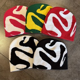 Resim Erkek & Kadın Soyut Dalgalı Gotik Bere - Çok Renkli (Pembe/Yeşil/Beyaz/Siyah) Esnek Uyumlu, Hafif Halloween Kostümleri & Günlük Kullanım İçin - Çizgili Siyah & Beyaz Dalgalı Tasarım, Unisex Kışlık 