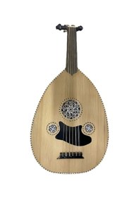 Resim Üst Kalite Ud Kanada Kapaklı Kenar İşlemeli Ceviz-pamela 