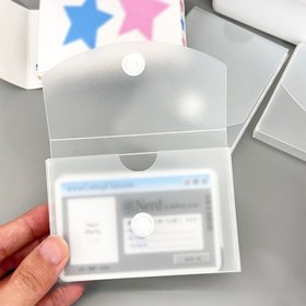 Resim 1 adet Mat PP Masaüstü Saklama Kutusu - Kartlar ve Etiketler için Şık Kapaklı Tasarım, Yuvarlak Köşeli Şeffaf Kapağı, Yatay veya Dikey Oryantasyon, Basit ve Fonksiyonel Ofis Düzenleyici, Kart Depolama | Minimalist Saklama | PP Malzeme 