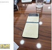 Resim Samsung Z Flip 3 İkinci El TR | 128 GB | Beyaz İkinci El SAMSUNG ZFLİP 3 TÜRKİYE CİHAZI 128 gb