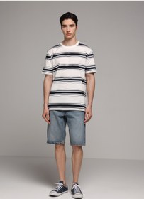 Resim Colin's Loose Straight Fit Orta Bel Düz Erkek Mid İndigo Denim Jean Şort 