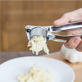 Resim 1 adet Premium Alüminyum Sarımsak Sıkacağı ve Zencefil Kırıcı - Kolay Doğrama için Manuel El Sıkacağı, Günlük Pişirme için Dayanıklı Mutfak Aracı, Elektrik Gerektirmez, Kolay Temiz Tasarım, Zencefil Doğrama, Kolay Temiz Malzeme 