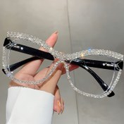 Resim Zümrüt Aksesuarlı Şık Kadın Moda Gözlükleri - Kedi Gözü Çerçevesi, Şeffaf Lensler, Metal Menteşeler, Polikarbon Malzeme, Partiler ve Resmi Etkinlikler İçin Mükemmel, Resmi Gözlükler | Şık Gözlükler | Zümrüt Süslemeleri 