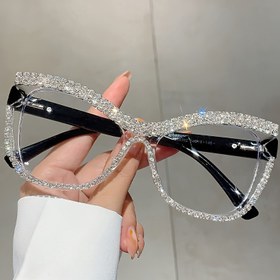 Resim Zümrüt Aksesuarlı Şık Kadın Moda Gözlükleri - Kedi Gözü Çerçevesi, Şeffaf Lensler, Metal Menteşeler, Polikarbon Malzeme, Partiler ve Resmi Etkinlikler İçin Mükemmel, Resmi Gözlükler | Şık Gözlükler | Zümrüt Süslemeleri 