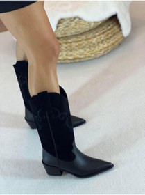 Resim SHOEMARK Maisy Siyah Nakış Detaylı Süet Western Çizme 