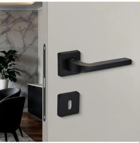 Resim Marelli Terra Black Siyah Renkli İtalyan Tipi Kare Rozetli Kapı Kolu 