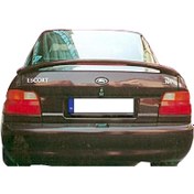 Resim Ford Escort Sedan Işıklı Spoiler Boyalı 