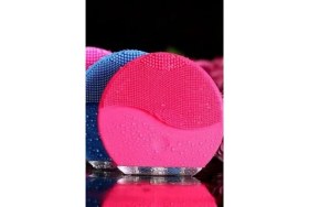 Resim Ozcmax Şarjlı Cilt Temizleme Silikonu Yüz Temizleme Cihazı ve Masaj Aleti 