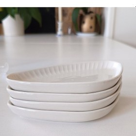 Resim Gordion Kırık Bej Kayık Tabak 4 Parça 17 Cm 