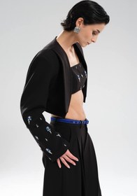 Resim tw3 Kadın Kolları Elişleme Detaylı Tasarım Crop Blazer Ceket 