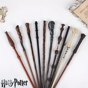 Resim 1 Adet Resmi Lisanslı Harry Potter Sihirli Değnek - Detaylı Tasarım, Karışık Renkler, Halloween ve Noel Hediyeleri, Temalı Partiler, Ev Dekoru için Reçine & Metal Çekirdek 