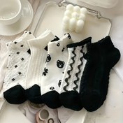 Resim 5 Çift Sevimli Kadın Ayak Bileği Çorabı - Tatlı Çiçek ve Ayı Desenleri, Beyaz Siyah ve Turuncu Detaylarla, Çizgili Manşetler, Rahat Polyester Karışımı, Günlük Giyim İçin Mükemmel, Hediye Olarak Mükemmel 