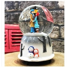 Resim Romantik Aşıklar Müzikli Kar Küresi Büyük Boy - Beyaz Püskürtmeli 