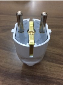 Resim Topraklı Erkek Fiş Ve Sağlam Malzeme 