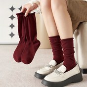 Resim 1 Çift Kadın Şarap Kırmızısı Orta Boy Çorab, Moda Retro Katlanmış Kenarlı İlkbahar Yaz Sonbahar İçin Japon Tembel Tarzı, Şık Çok Amaçlı Evde ve Günlük Giyim için Layerli Crew Çoraplar, Mevsimlik Giyim,Ev Giyimi,Şık Tasarım,Japon Tarzı,Rahat Malzeme,Yumuşak Kumaş,Şık Çoraplar,Çok Amaçlı Çoraplar,Kadın Modası,Çorap Severler 