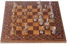 Resim GiftHome Büyük Boy Metal Osmanlı Bizans Satranç Takımı Parlak ve El Yapımı Masif Ahşap Satranç Tahtası 