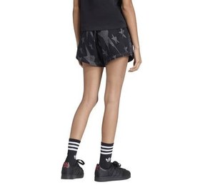 Resim adidas Varsıty Sho Kadın Şort Ve Kapri Siyah 