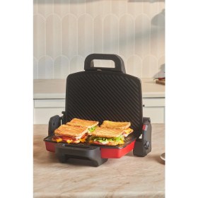 Resim Allians Pratik ve Şık 4 Dilim Tost Makinesi, Matte Kırmızı, 1800 W 