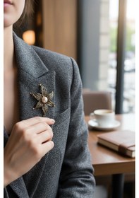 Resim Zambak Çiçeği Figür İnci Broş Beyaz 