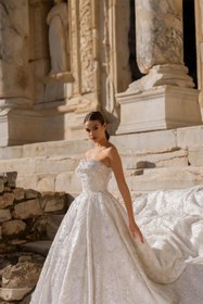 Resim Tiberius Straplez Swarovski İşlemeli Prenses Gelinlik - Kırık Beyaz / 40 
