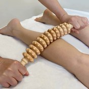 Resim 1 Adet Masif Ahşap Rulo Masaj Aleti - 12 Tekerlekli Çok Fonksiyonlu Araç, Bacak, El ve Sırt için, Meridyen Sağlığını Geliştirir, Tüm Vücut İçin İdeal 