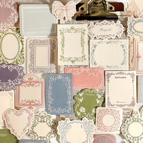 Resim 30 adet Vintage Kabartmalı Kraft Kağıt Not Kartları Çiçek ve Fiyonk Tasarımlı, Dantel Kenarlıklı Scrapbooking, Günlük Tutma, Hediye Kartları, Planlayıcılar için - Pastel Renkler (Pembe, Yeşil, Mor, Bej), Günlük Tutma Kartları | Süslü Dantel Kenarları | Dekoratif Kırtasiye 