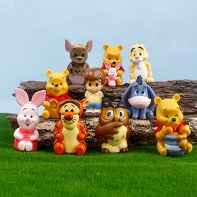 Resim 10 Adet Disney Winnie the Pooh Figürlü Süs Winnie the Pooh Pije Pig Tigger Gacha Dekoratif Süsler Doğum Günü Hediyeleri veya Noel Odası Dekorasyonu İçin Mükemmel, PVC Koleksiyonluk Süsler 