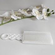 Resim Profesyonel Saç Kesme Makinesi ve Tarak - Isıya Dayanıklı, Erkekler İçin Şekillendirme Aracı, ABS Plastik, Orta Boy, Yağlı Saçlar İçin İdeal, Salon Kalitesinde Kaybolma Tarak, Saç Kesme Aracı | Şık Şekillendirme | Ergonomik Tasarım 