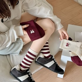 Resim 2 Çift/4 Çift Kadınlar için Fiyonklu Karışık Orta-Baldır Çorapları - Sonbahar ve Kış İçin Çok Yönlü Rahat Ev Çorapları, Beyaz & Bordo 