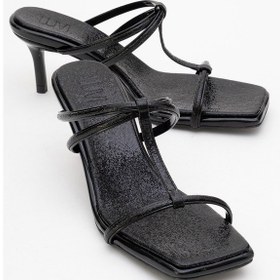 Resim Luvi Shoes Mocha Siyah Desenli Kare Burunlu İnce Bantlı Kadın Topuklu Terlik Siyah 