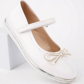 Resim Epaavm - Termo Taban Bıyık Fiyonk Beyaz Rugan Kız Çocuk Ayakkabı Beyaz 