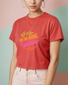 Resim Mücadeleye devam Crop Tişört 