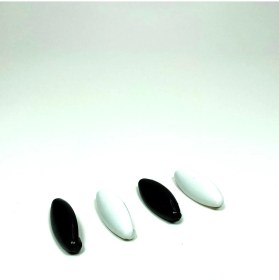 Resim Just Cheap Store 4 Adet Plastik Çengelli Eşarp ve Şal Iğnesi Siyah Beyaz 4 cm 