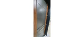 Resim Tezdoor Çelik Kapı Tırnaklı Çelik Kapı Daire Kapısı Ahşap Desenli Çelik Kapı Sağ Açılım 