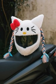 Resim Örgülü Saçlı Hello Kitty Kask Kılıfı Motosiklet Aksesuarı Standart 