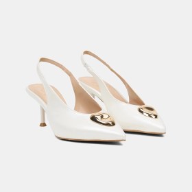 Resim Desa Kadın Beyaz Gold Tokalı Sivri Burun Topuklu Gelin Ayakkabısı 