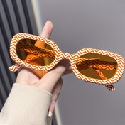 Resim 1 adet Trend Kadın Oval Moda Gözlükleri Chevron Desenli Çerçeve ile - Şık Turuncu, Beyaz ve Gri Dekoratif Tonlar için Moda ve Aktiviteler, Şık Aksesuar | Trend Gözlükler | Polikarbonat Lensler 