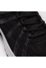 Resim Lescon Hem günlük kullanım hem de yoğun spor aktiviteleri için ideal olan PACE RUNNER, modern tasarımı ve 