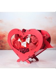 Resim Kalp Şeklinde Ahşap Aşk Çikolata Sepeti 