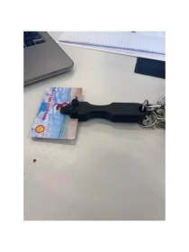 Resim Akaslan Plastik Kredi Kartı Buz Kazıyıcı (Bu Ürün Sadece Plastik Parçadır - Almadan Önce Soru Sorabilirsiniz) 