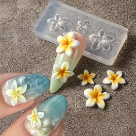 Resim 3D Frangipani Çiçeği Tırnak Sanatı Şablonu - Mini Gül ve Hibisküs Tasarımlar için Silikon Kalıp, Yazlık Çiçekli Tırnak Sanatı için Kabartma Aracı, Açık Mavi & Yeşil Gradyan Vurgularıyla, Tırnak Sanatı Malzemeleri 