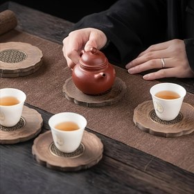 Resim 1 Adet Şık Japon Lotus Desenli Katı Ahşap Bardak Altlığı - Dayanıklı, Estetik Çay & Kahve Fincanı Matı Kabartmalı Tasarım | Ev Dekoru, Mutfak Kullanımı & Tatil Hediyesi İçin İdeal (Halloween/Noel/Paskalya/Şükran Günü), Lotus Ev Dekoru İçin 