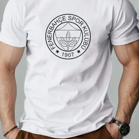 Resim Erkekler için Fenerbahçe SK Amblemli Grafik Tişört - Canlı Yeşil Yazlık Kısa Kollu, 1907 Kuruluş Yılı Tasarımı, Yuvarlak Yaka Normal Kesim Spor Hayranları ve Günlük Giyim 