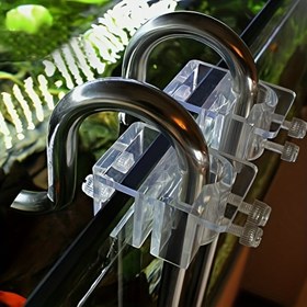 Resim 2 adet Akrilik Akvaryum Boru Kelepçesi - Dayanıklı PMMA Malzeme, Balık Tankı Kurulumu için Güvenli Su Tüpü Tutucuları, Ev Akvaryumları için İdeal, Balık Tankı Aksesuarları | Modern Akvaryum Kurulumu | Dayanıklı Akrilik Kelepçeler, Balık Tankı Süslemeleri 