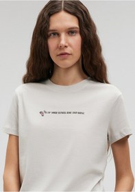 Resim Mavi - Kelebek Baskılı Gri Tişört 1612392-70080 Gri 