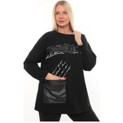 Resim Rahat Kalıp Büyük Beden Kadın Bluz Uzun Kollu Yazı Detaylı Cepli Siyah 