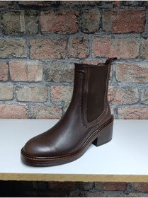 Resim ÇAĞLAR Bot Çizme Orijinal, hakiki dana derisinden üretilmiştir. İç kısmı yün ve deri kaplamalıdır. 